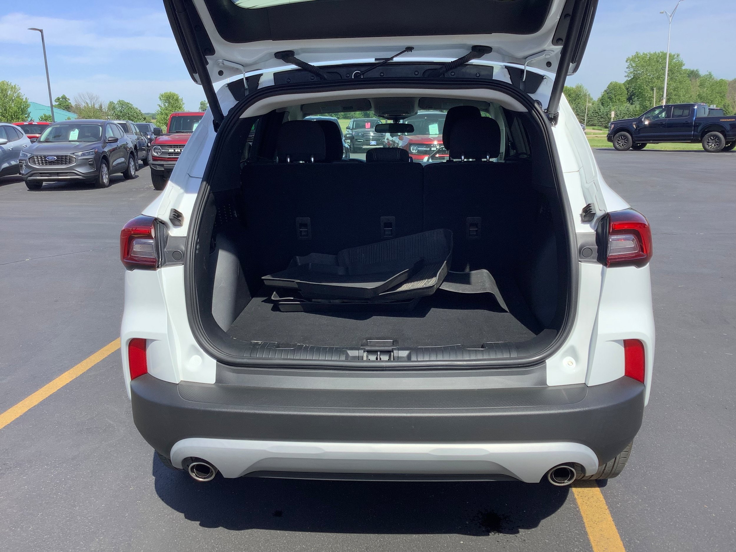 Certified 2024 Ford Escape Active AWD/4WD image 6