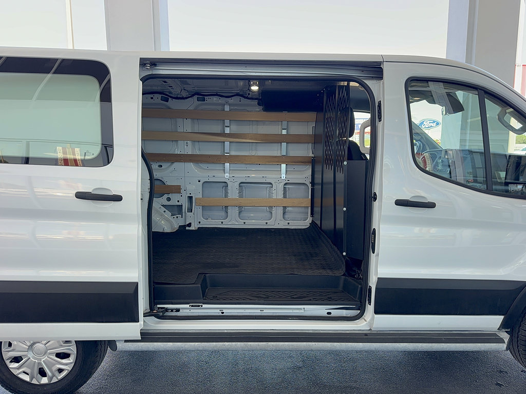 Certified 2025 Ford Transit 250 Low Roof w/ Exterior Upgrade Package RWD image 7