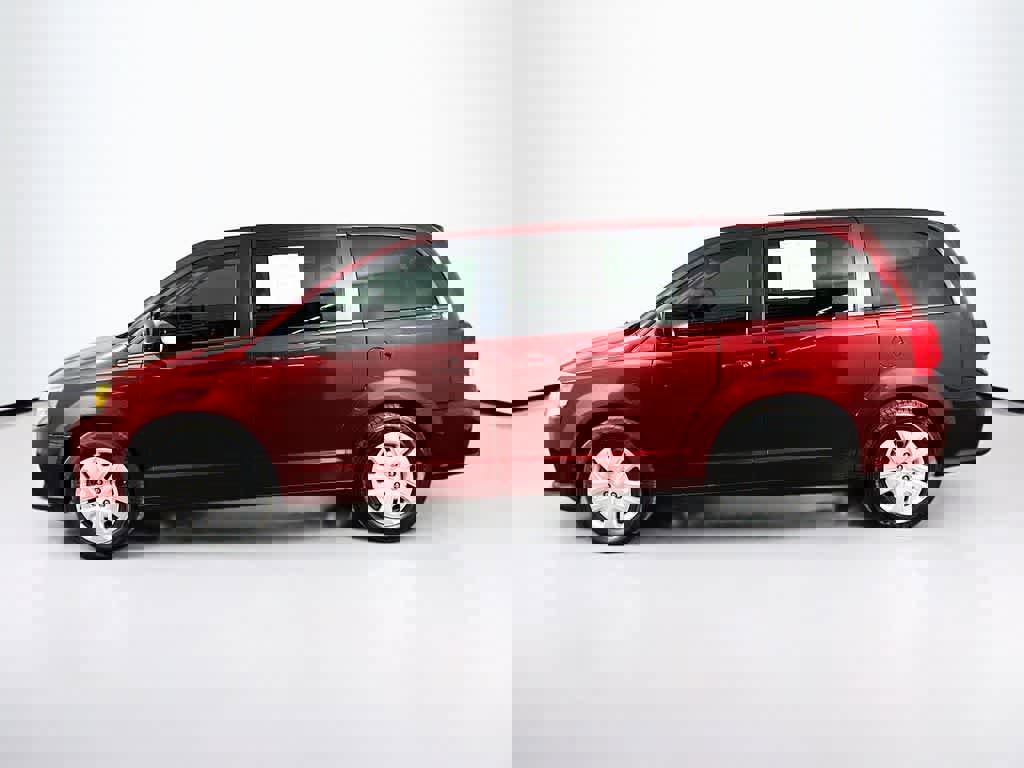 Used 2018 Dodge Grand Caravan SE w/ UConnect Hands-Free Group image 3