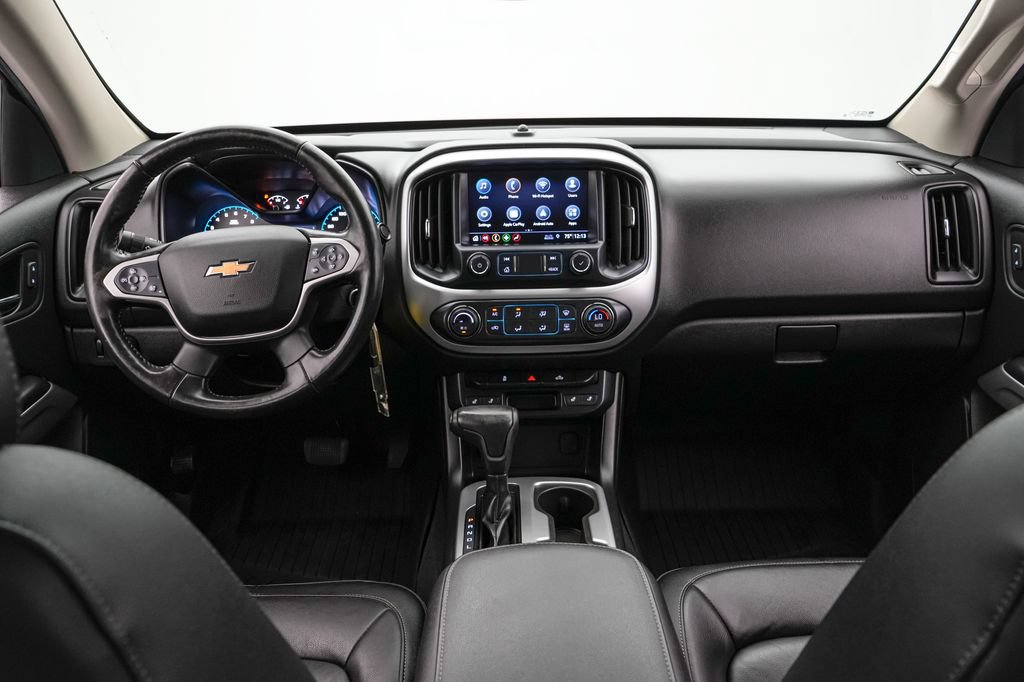 Used 2020 Chevrolet Colorado LT w/ Luxury Package RWD image 16