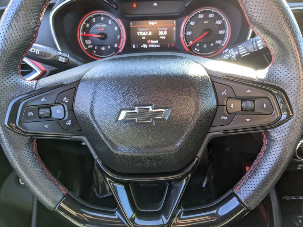 Used 2023 Chevrolet TrailBlazer RS w/ Sun and Liftgate Package image 11