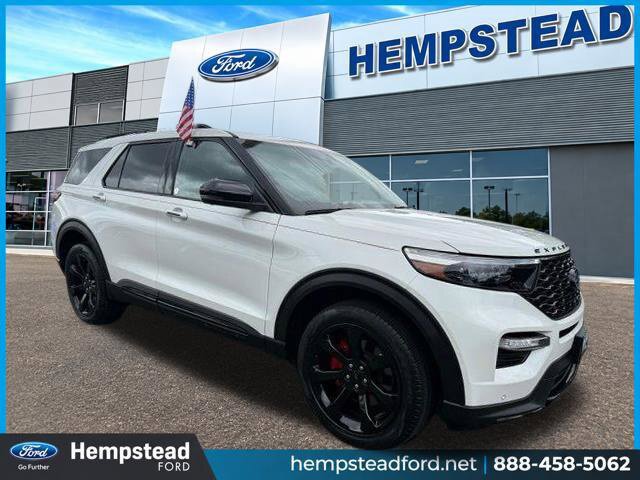 Certified 2022 Ford Explorer ST w/ Equipment Group 401A AWD/4WD image 3
