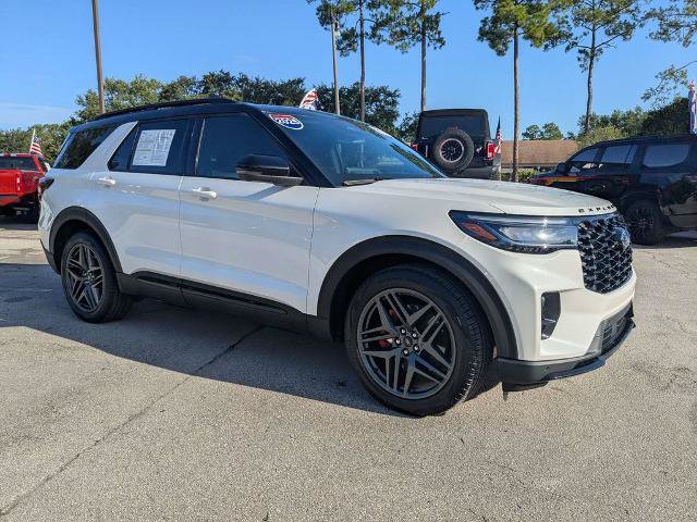 Certified 2025 Ford Explorer ST AWD/4WD image 2