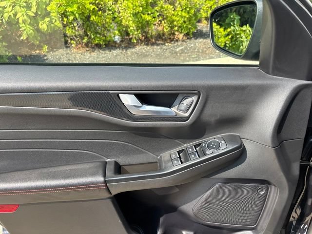 Certified 2026 Ford Escape ST-Line FWD image 15