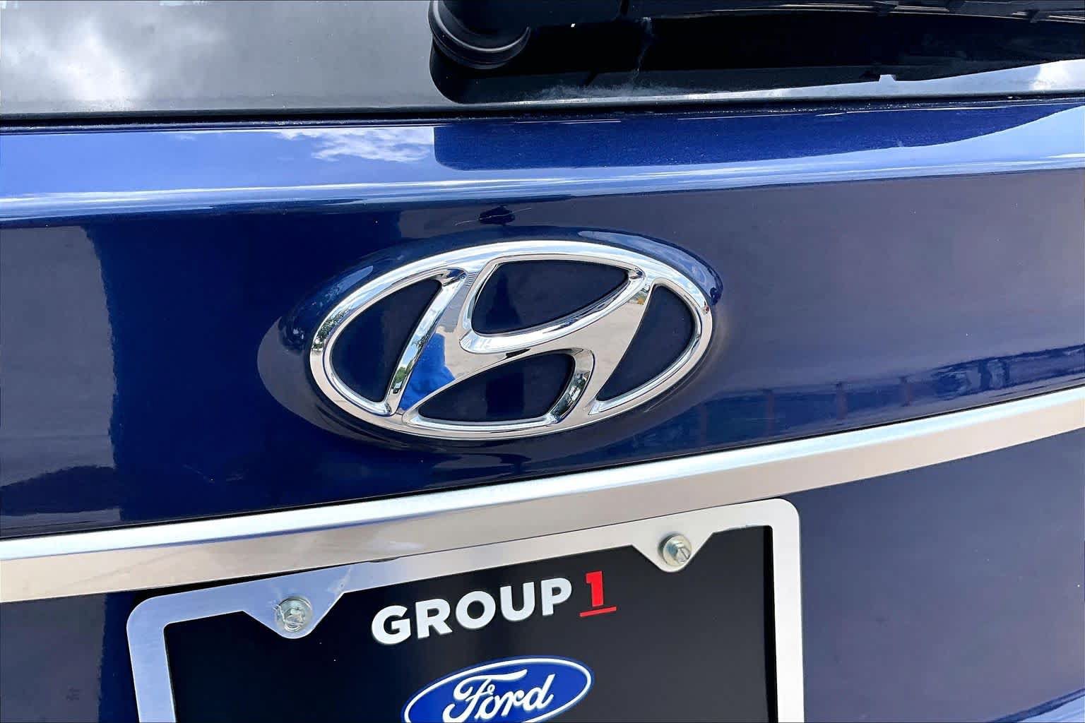 Used 2019 Hyundai Santa Fe SE FWD image 31