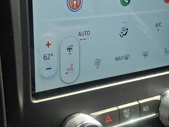 Certified 2024 Ford Edge Titanium image 23