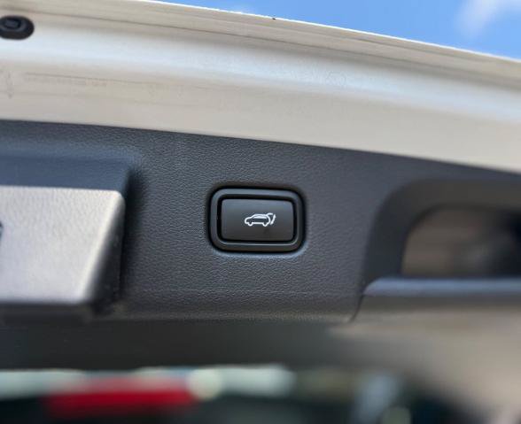 Used 2025 Hyundai Palisade SEL AWD/4WD image 19