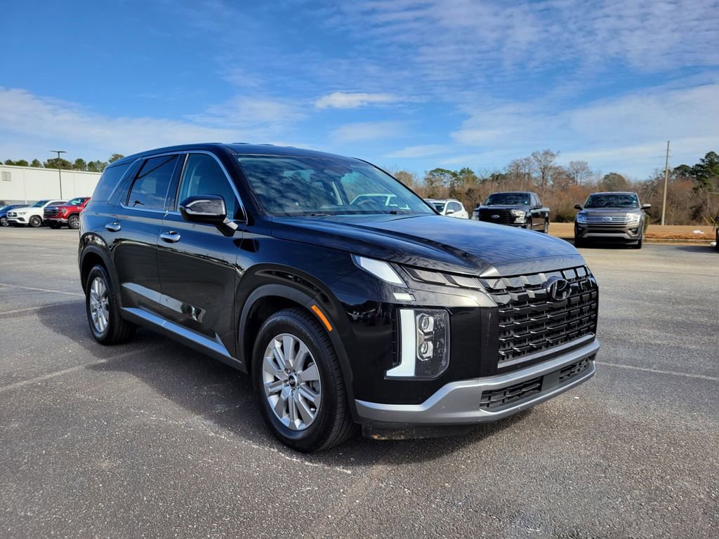 Used 2023 Hyundai Palisade SE image 7