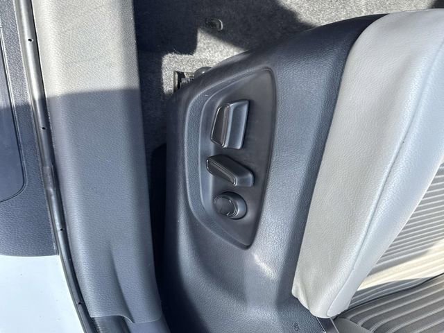 Used 2024 Toyota Camry SE image 17