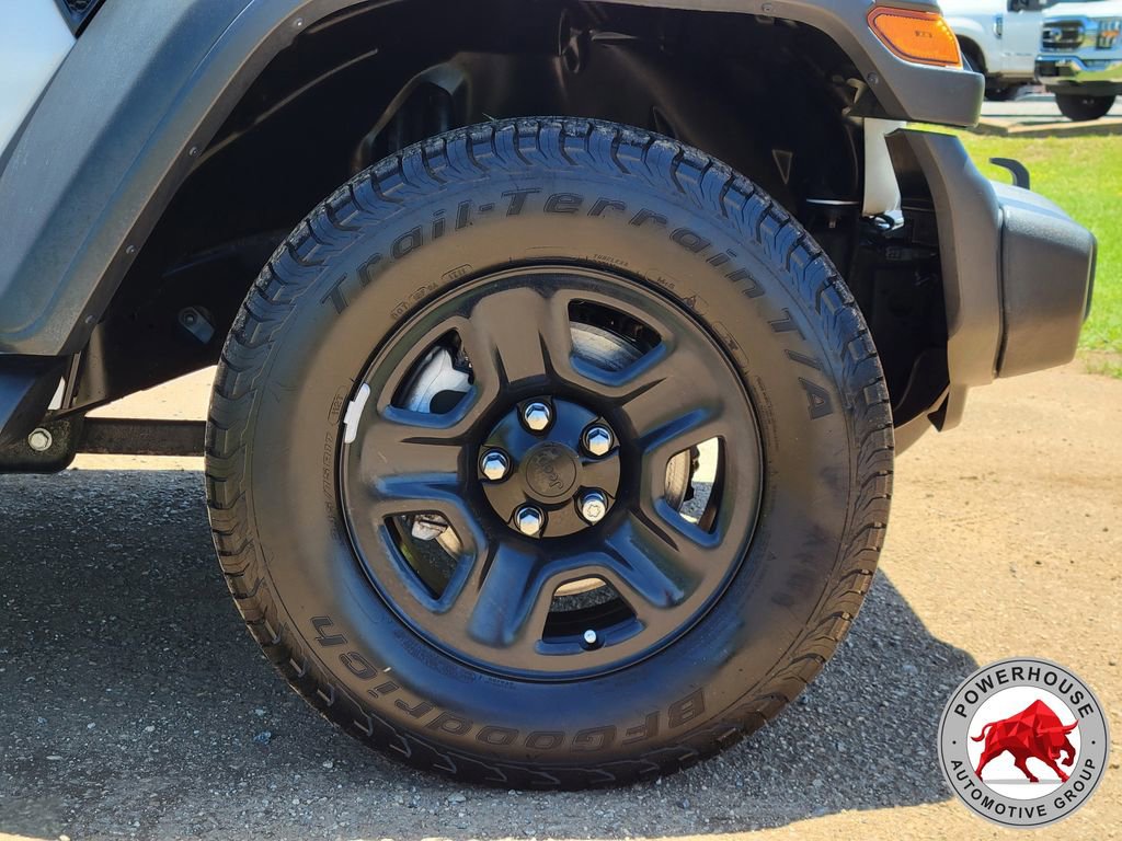 Used 2018 Jeep Wrangler Unlimited Sport AWD/4WD image 12