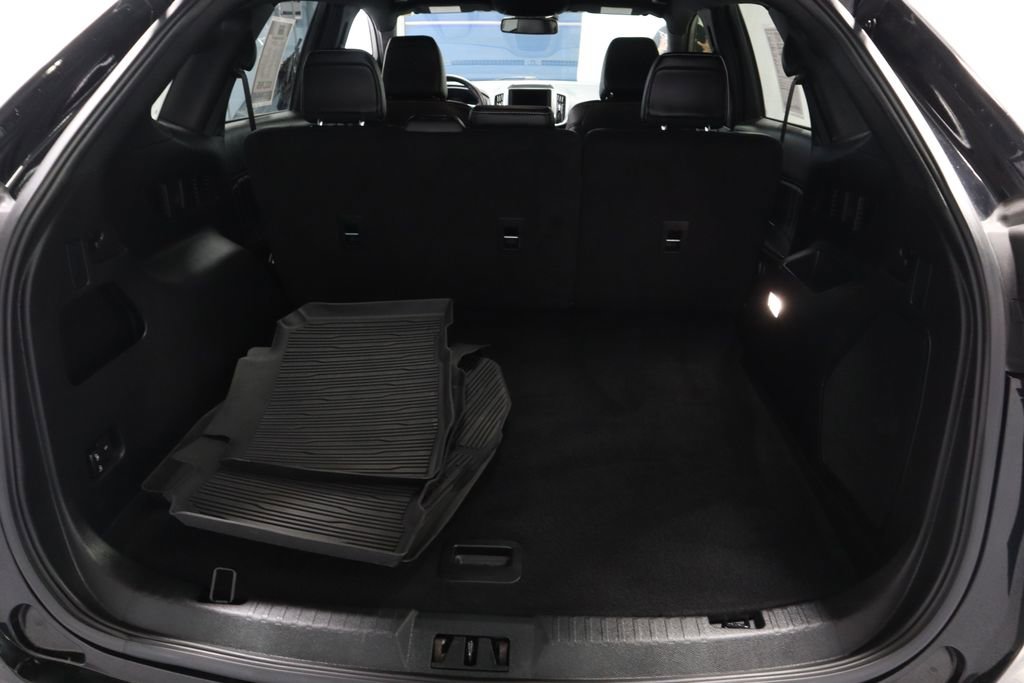 Certified 2023 Ford Edge ST image 14