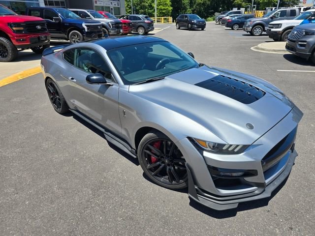 Certified 2021 Ford Mustang Shelby GT500 w/ Technology Package RWD image 8