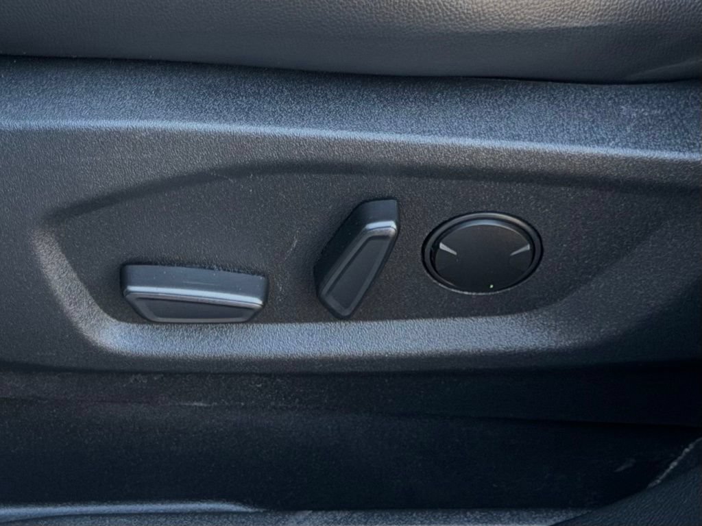 Certified 2024 Ford Edge SEL AWD/4WD image 17