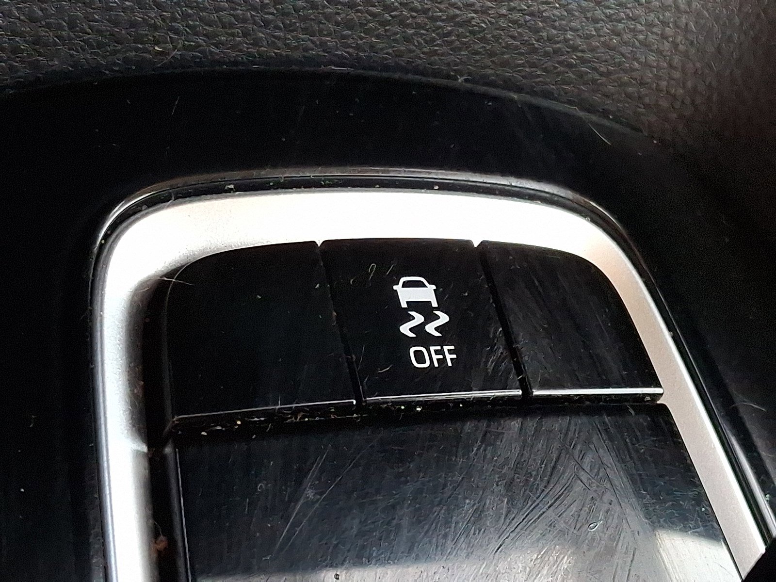 Used 2022 Toyota Corolla LE FWD image 23