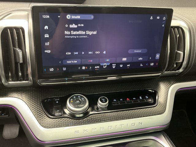 Certified 2025 Ford Expedition Max Platinum AWD/4WD image 23