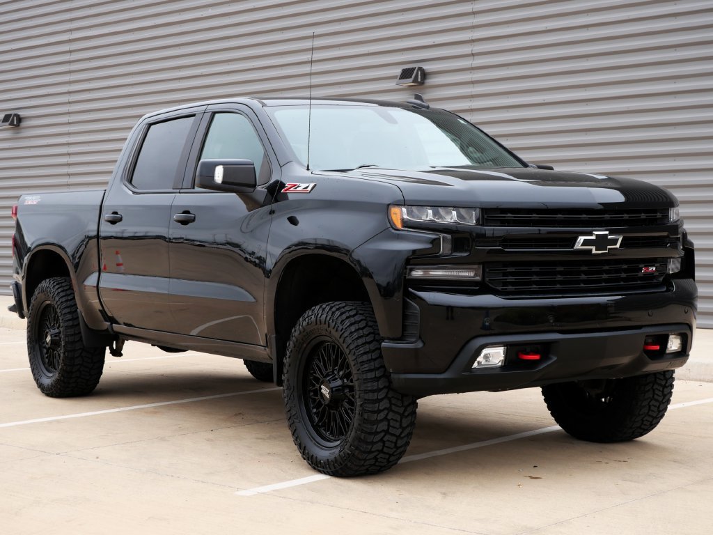Used 2020 Chevrolet Silverado 1500 LT Trail Boss AWD/4WD image 1