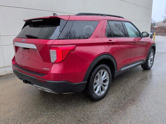 Certified 2024 Ford Explorer XLT w/ Equipment Group 202A image 3