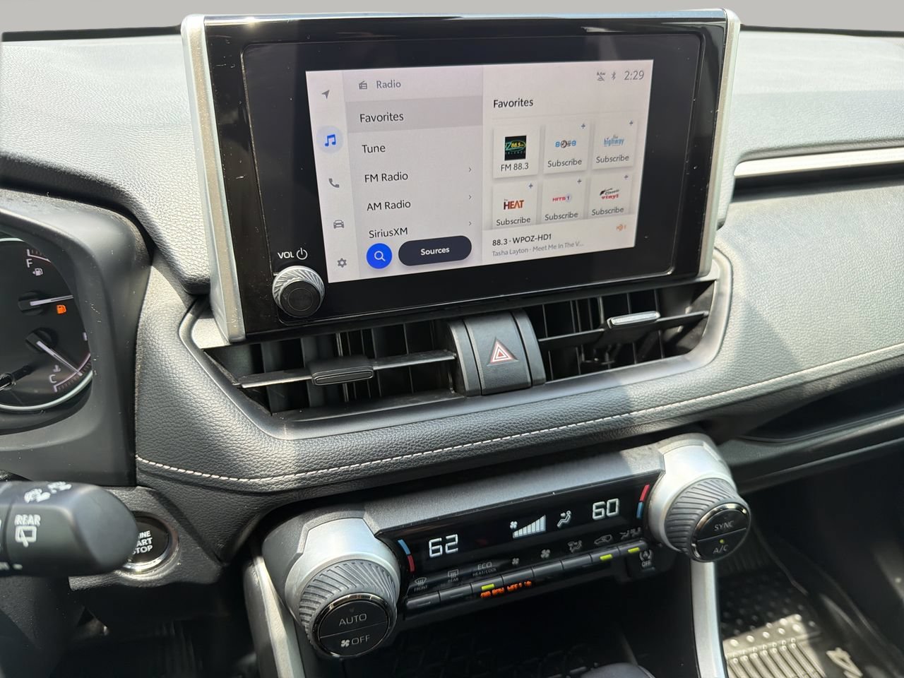 Used 2024 Toyota RAV4 XLE FWD image 20