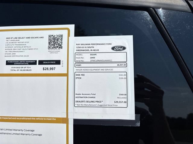 Certified 2025 Ford Escape ST-Line Select AWD/4WD image 3