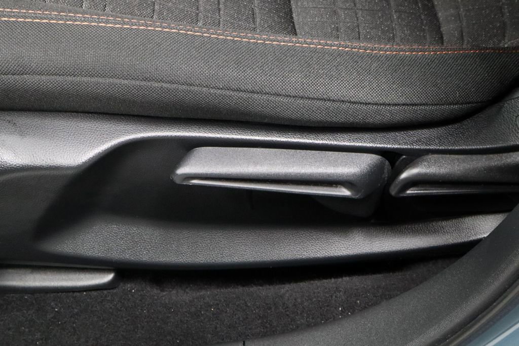 Used 2025 Honda HR-V Sport image 25