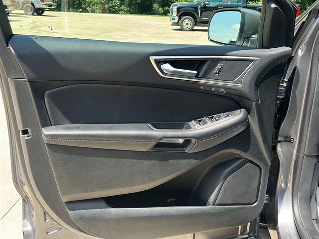 Certified 2024 Ford Edge SEL w/ Convenience Package AWD/4WD image 12