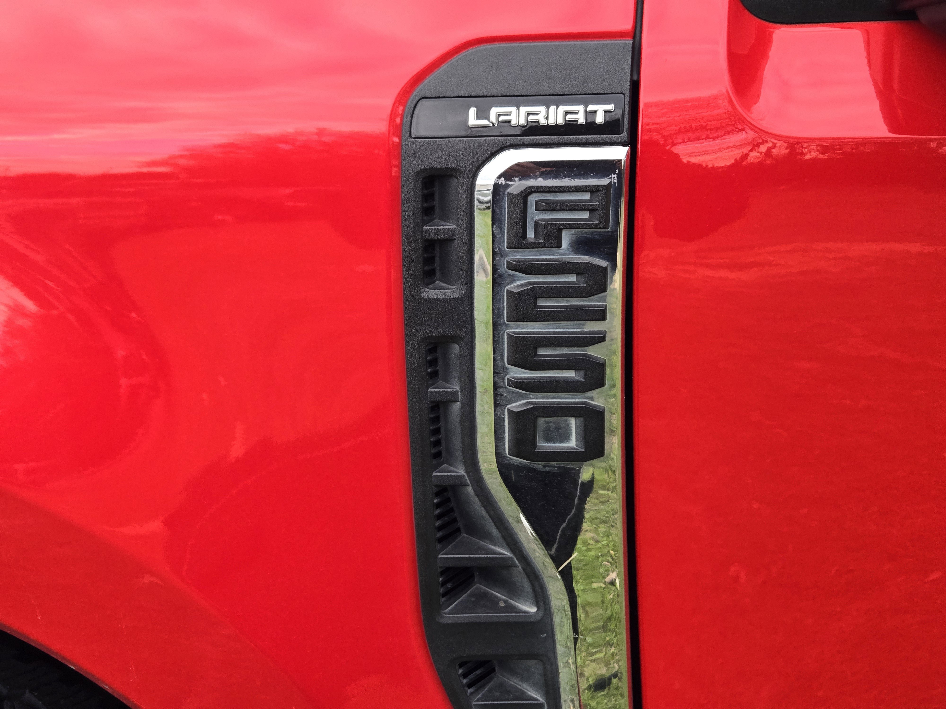 Certified 2023 Ford F250 Lariat w/ Chrome Package image 8