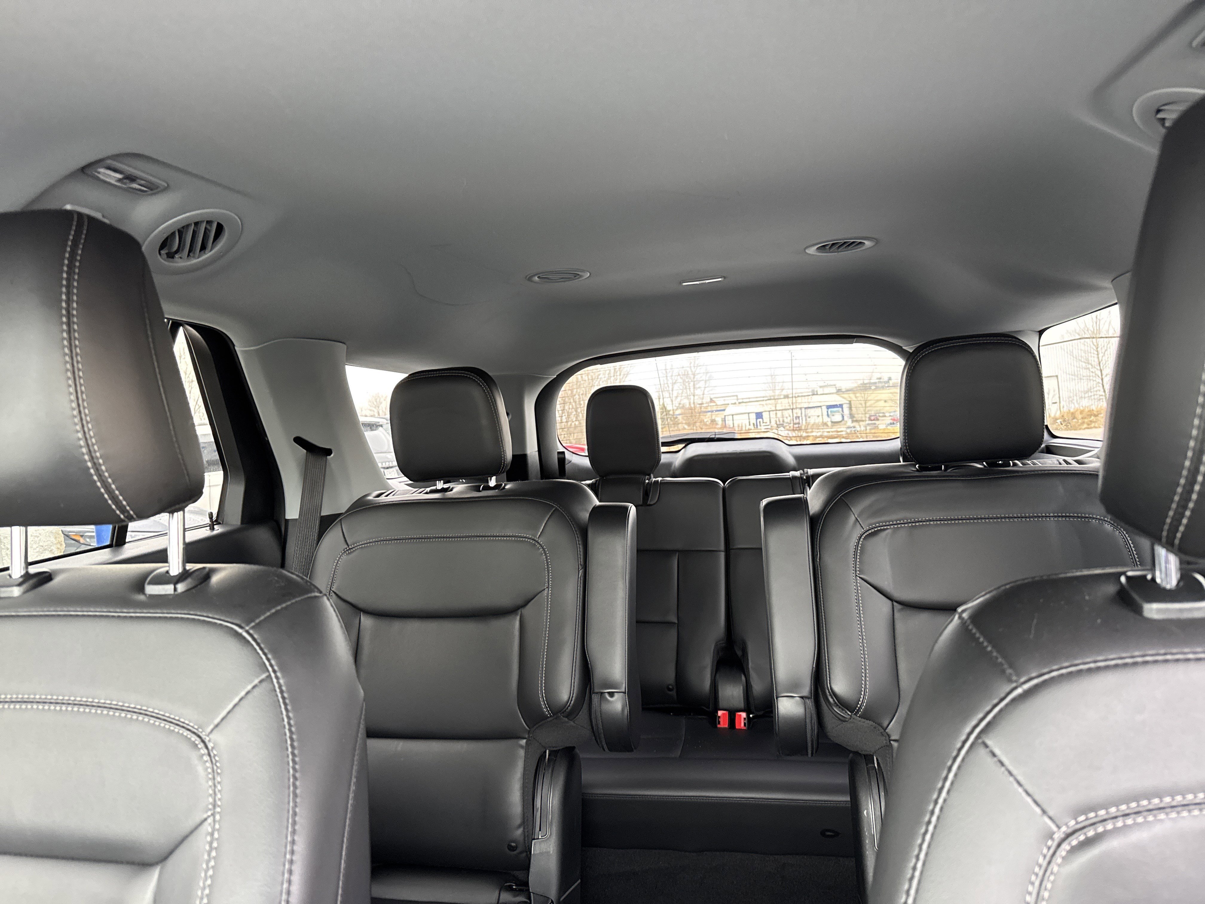 Certified 2022 Ford Explorer XLT w/ Equipment Group 202A image 47