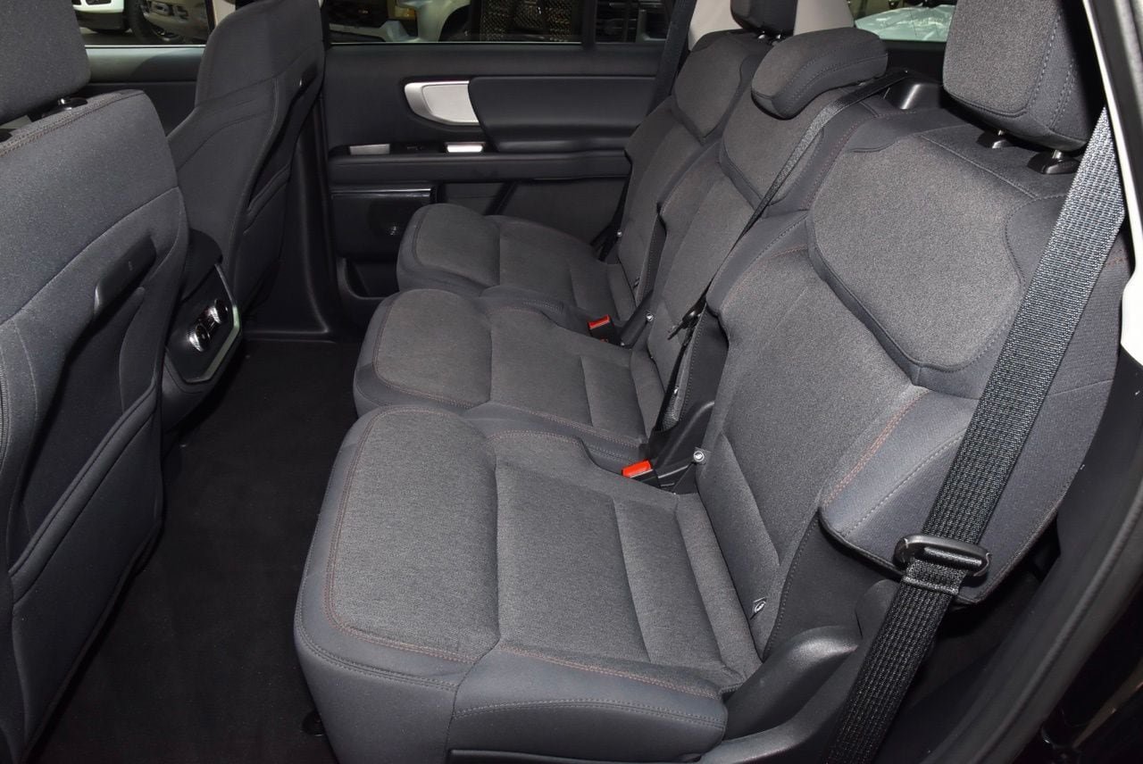 Certified 2025 Ford Expedition Active RWD image 14