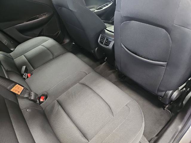 Used 2024 Chevrolet Malibu LT FWD image 11
