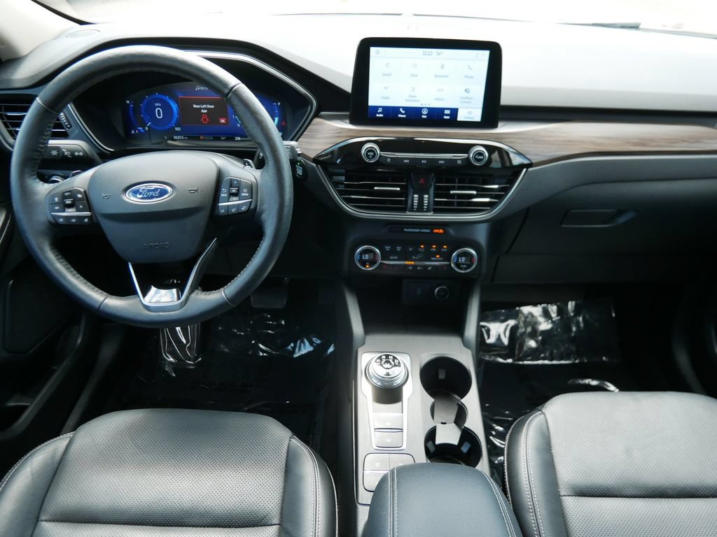 Certified 2020 Ford Escape Titanium AWD/4WD image 14