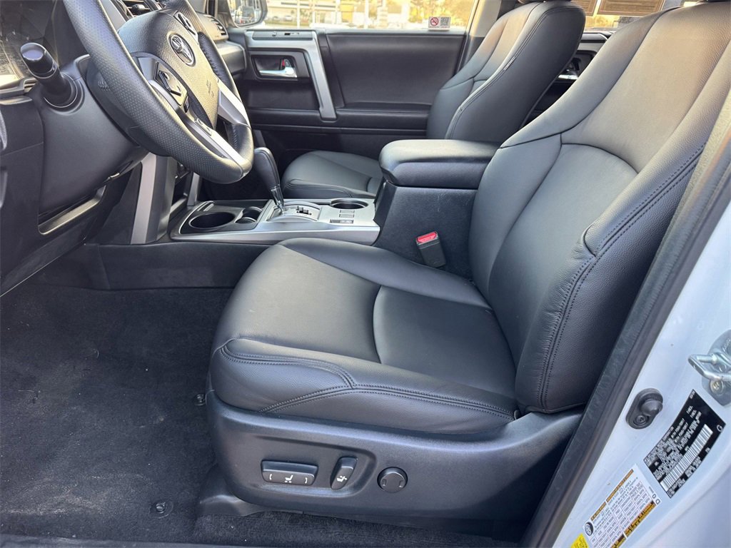 Used 2024 Toyota 4Runner SR5 image 27