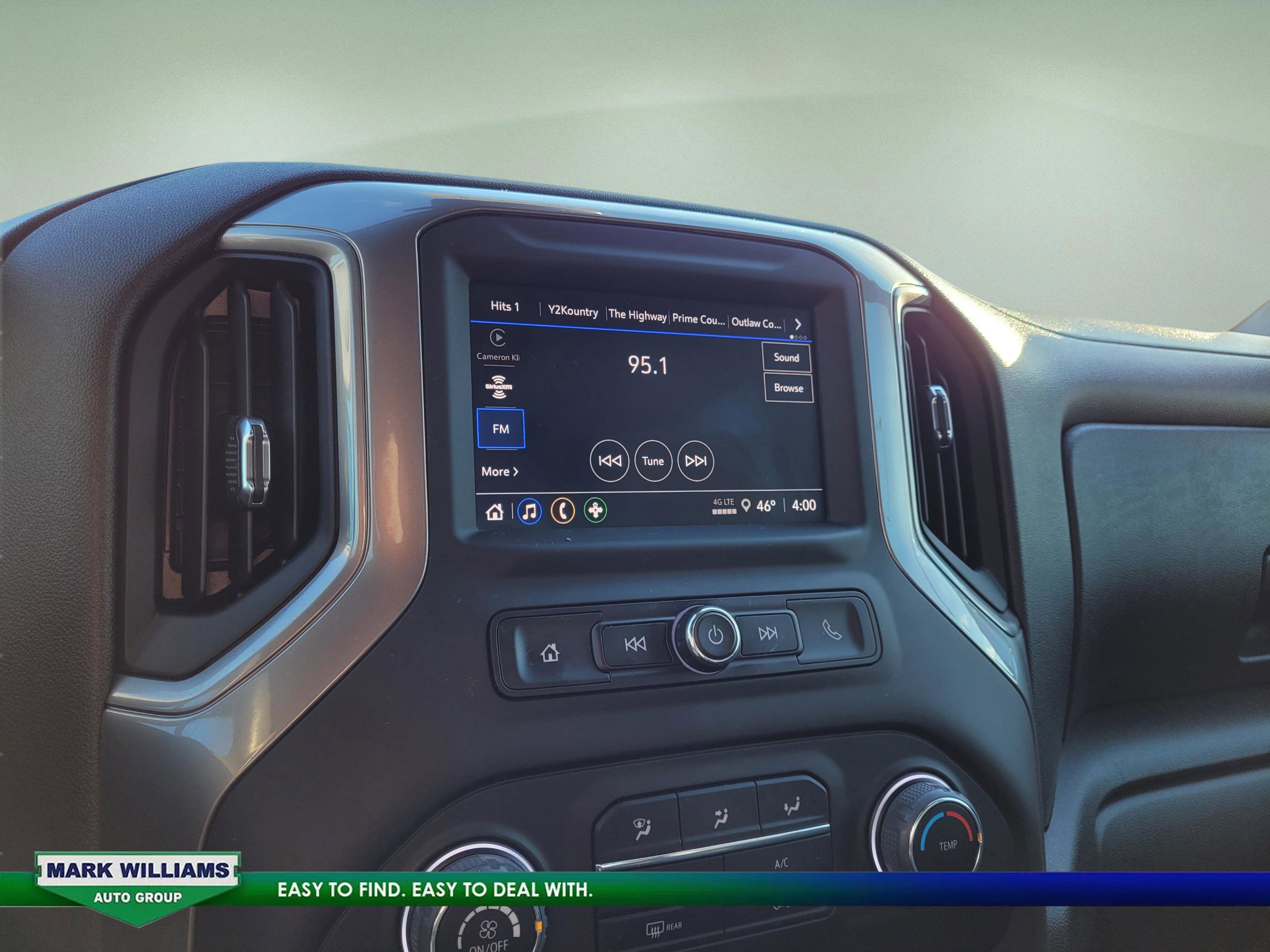 Used 2024 Chevrolet Silverado 2500 Custom w/ Custom Value Package image 18