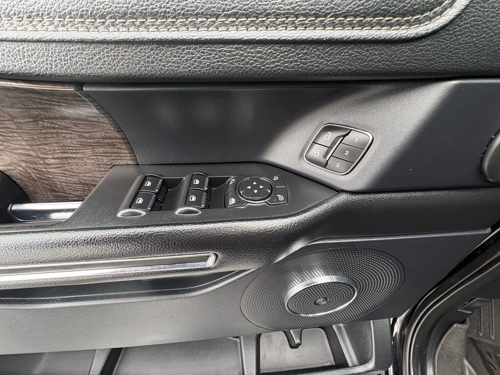 Certified 2020 Ford Expedition Max Limited image 19