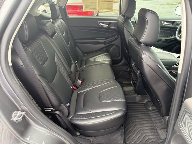 Certified 2024 Ford Edge Titanium image 19