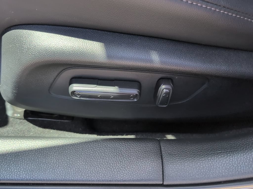 Used 2025 Honda Civic Sport Touring image 9