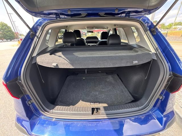Used 2022 Volkswagen Taos SE FWD image 28