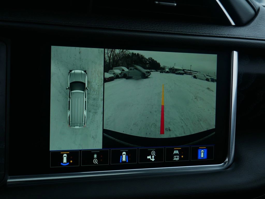 Used 2023 GMC Yukon XL Denali image 26