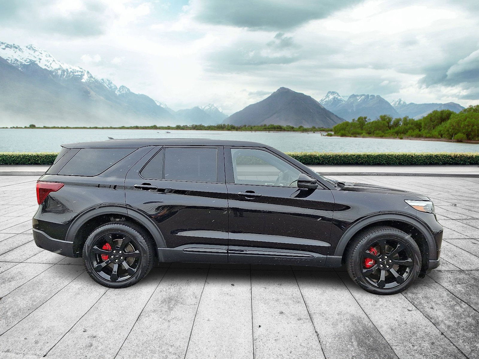 Certified 2022 Ford Explorer ST w/ Equipment Group 401A image 7