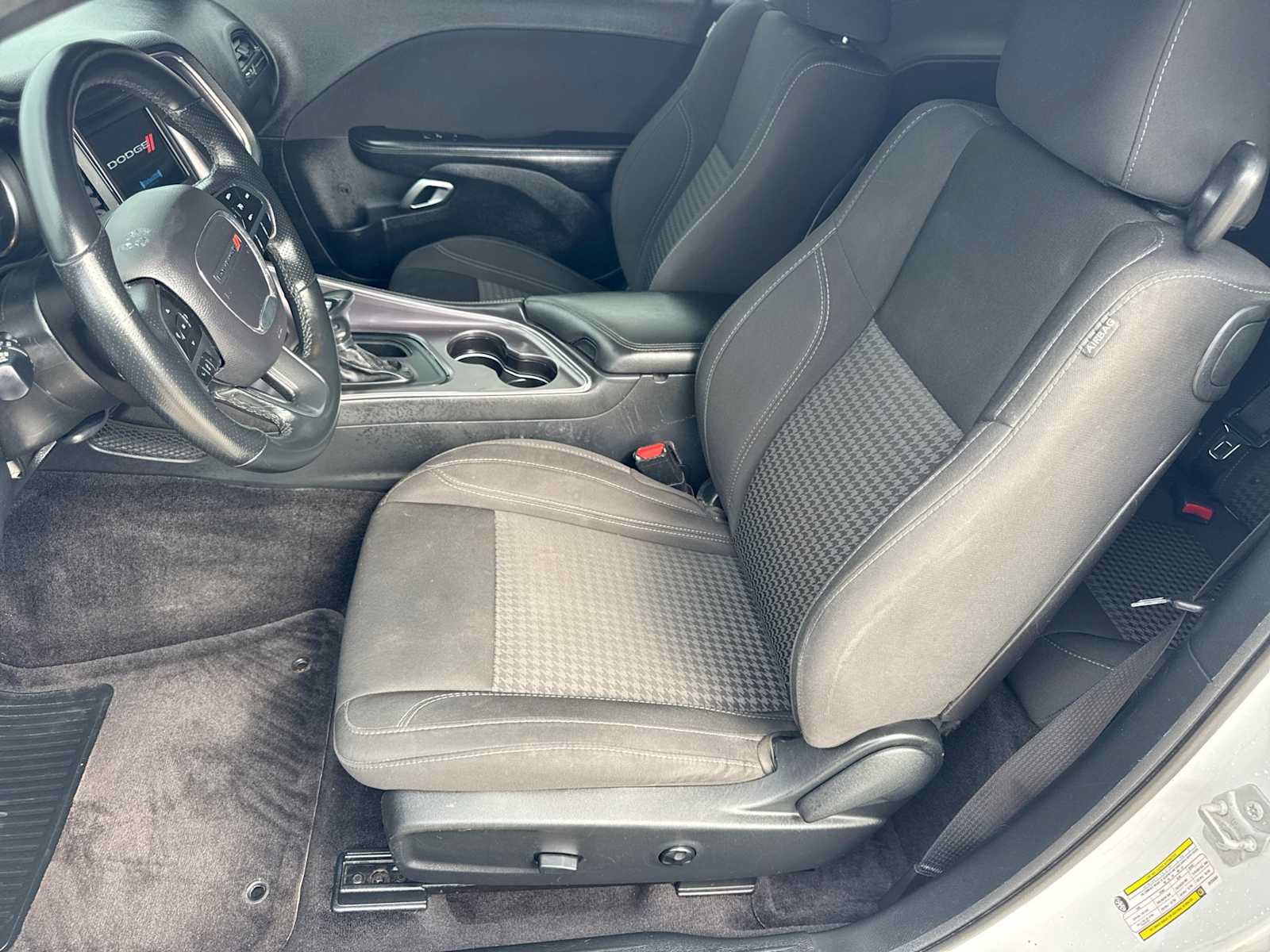 Used 2018 Dodge Challenger R/T RWD image 16