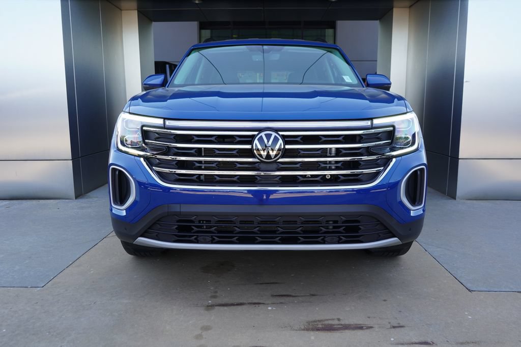 Used 2026 Volkswagen Atlas SE AWD/4WD image 4