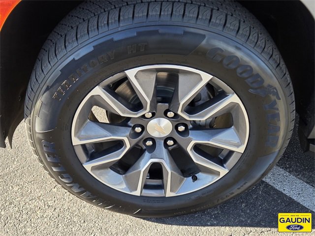 Used 2023 Chevrolet Tahoe LT w/ Luxury Package image 10