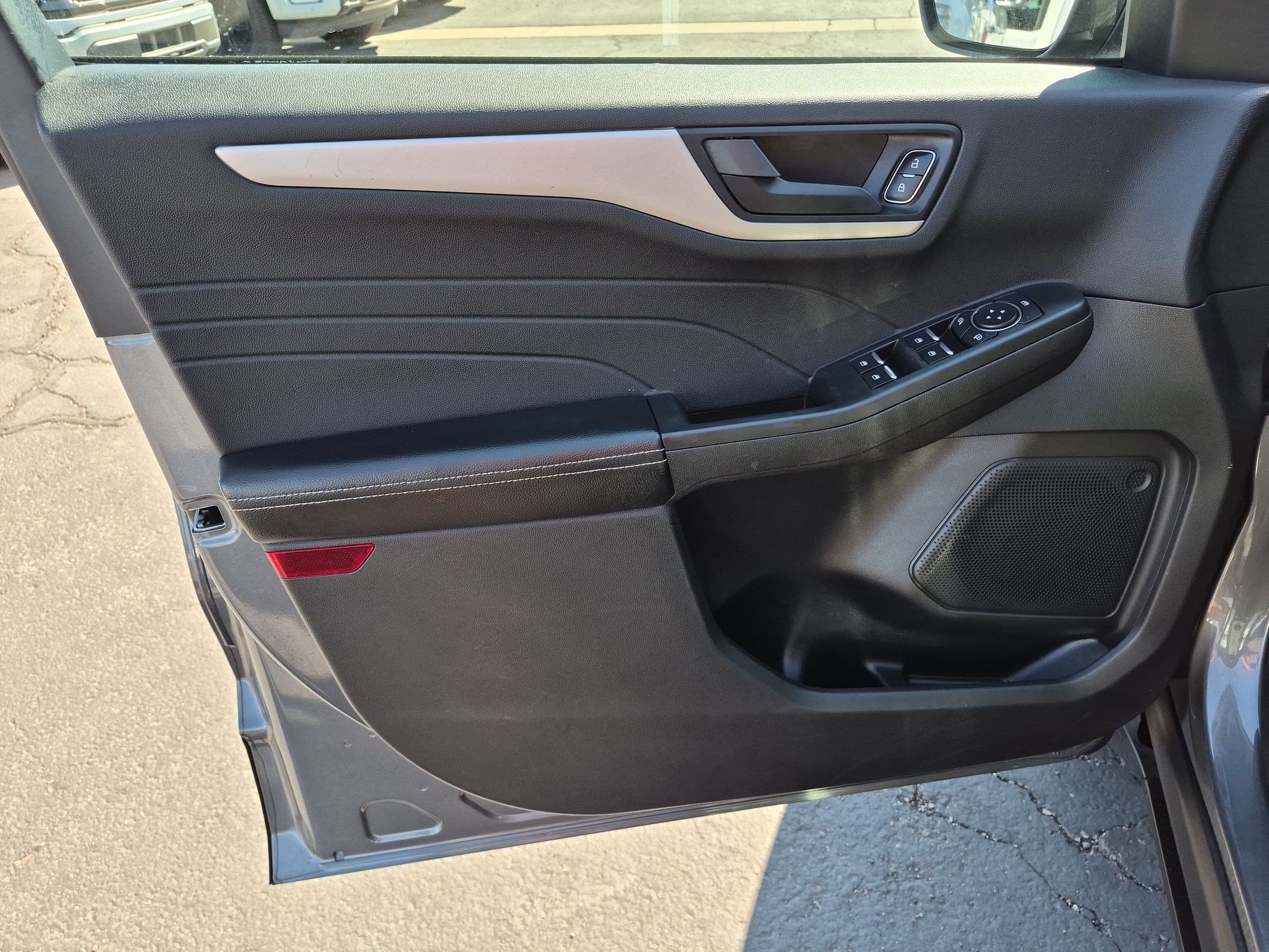 Certified 2022 Ford Escape SE AWD/4WD image 14