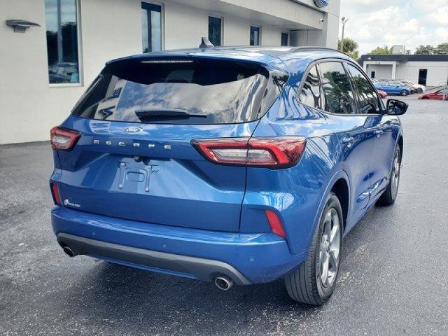 Certified 2023 Ford Escape ST-Line w/ Tech Pack #1 FWD image 6