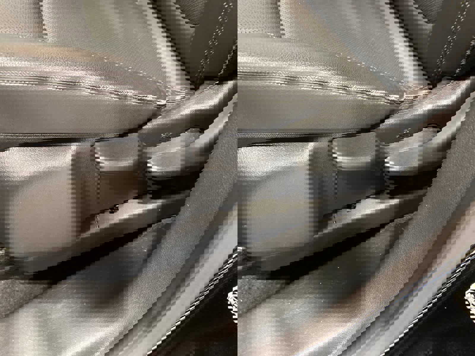 Used 2024 Buick Encore GX Sport Touring image 16