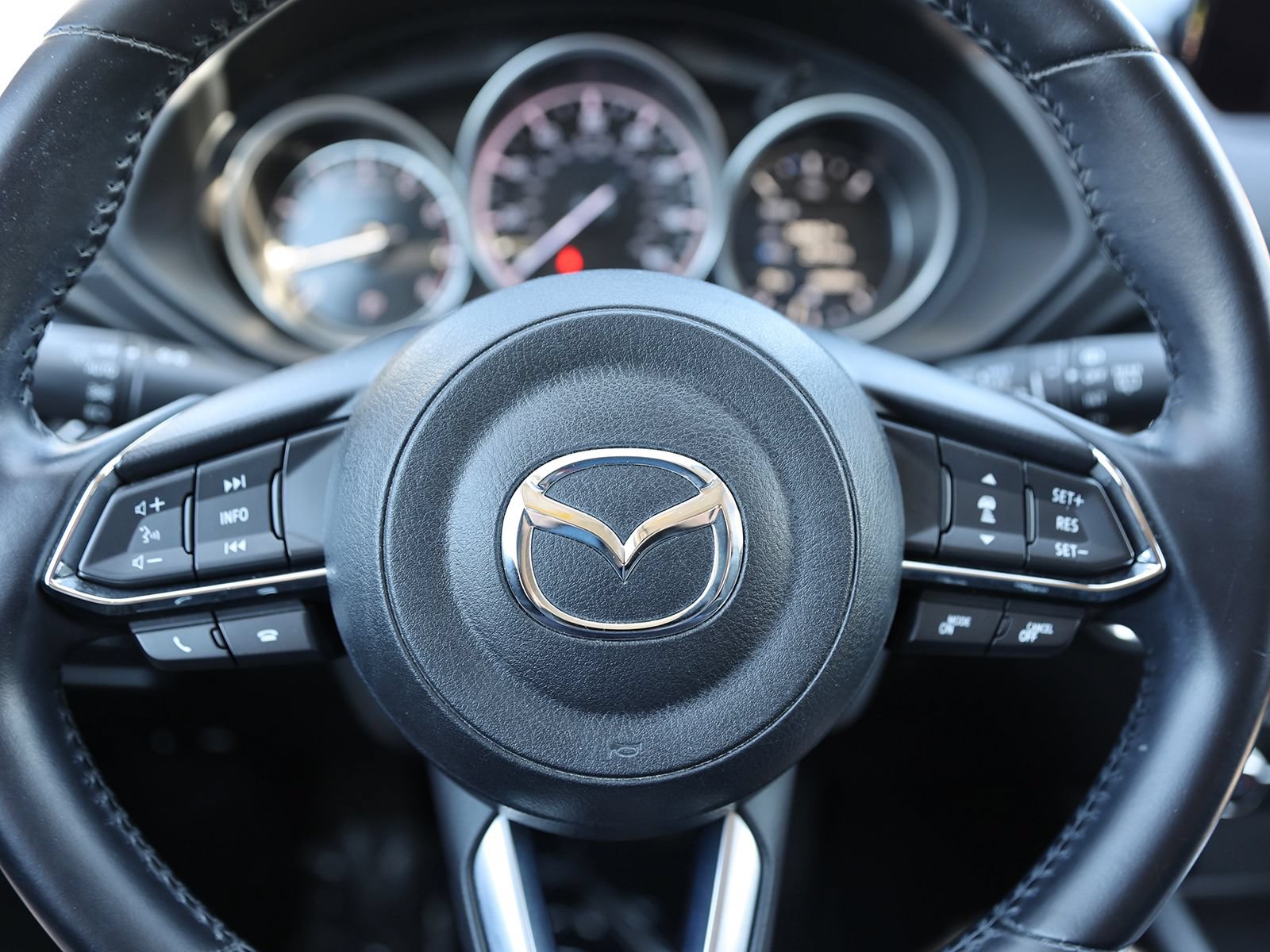 Used 2020 MAZDA CX-5 Touring FWD image 35