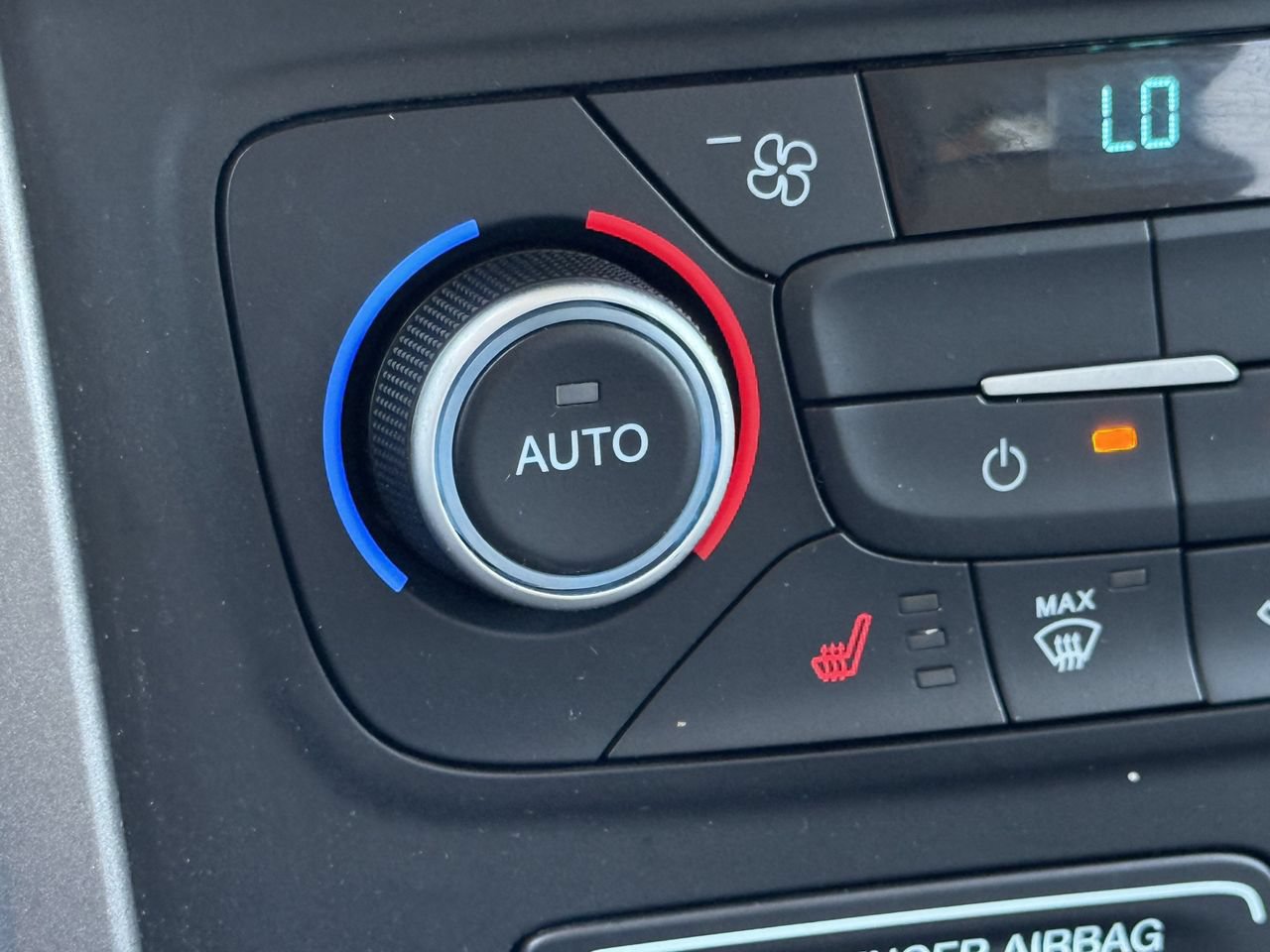 Certified 2019 Ford Escape SE FWD image 22