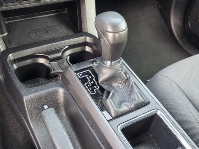 Used 2019 Toyota Tacoma TRD Off-Road w/ Technology Package image 17