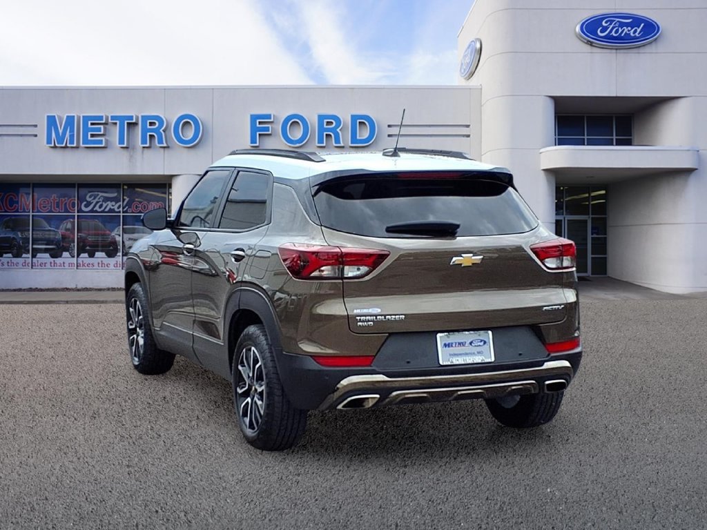 Used 2021 Chevrolet TrailBlazer ACTIV w/ Sun and Liftgate Package AWD/4WD image 5