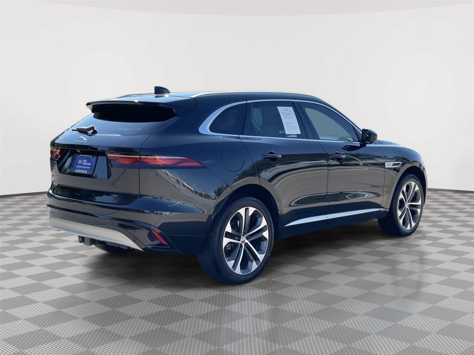 Used 2023 Jaguar F-PACE S AWD/4WD image 7
