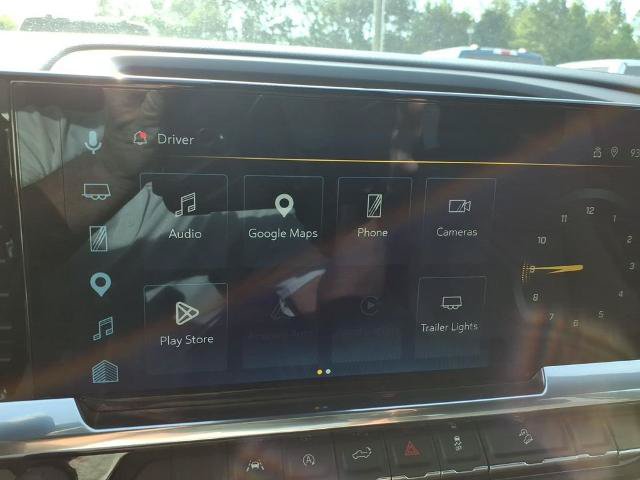 Used 2025 Chevrolet Silverado 1500 LT AWD/4WD image 18